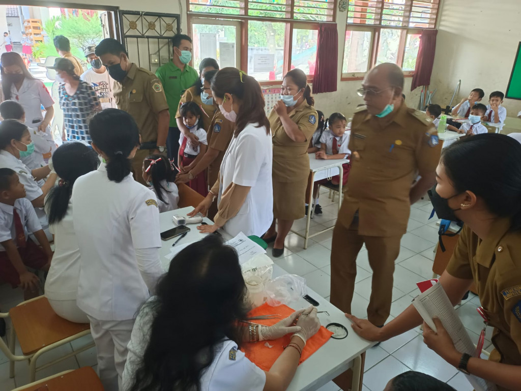 SD N 1 dan SD N 2 Jagapati melaksanakan Vaksin HPV (Human Papilloma Virus) untuk anak-anak di range usia kelas 5 SD dan imunisasi Bias untuk anak – anak di range usia kelas 1 SD dari Puskesmas Abiansemal II.